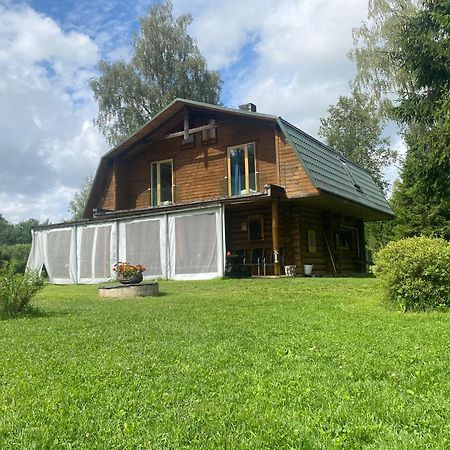 Ferienwohnung Kooli Talu Puhkemaja Valingu Exterior foto